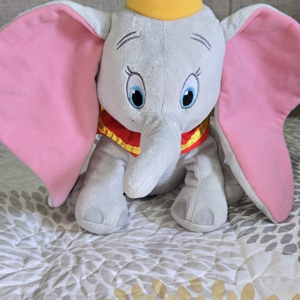 Disney Dumbo Plush 11" Plush, vintage, from 2014 Kohls Care
